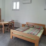 شقة Gaestehaus Martha روست