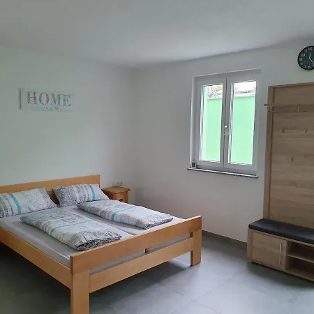 شقة Gaestehaus Martha روست