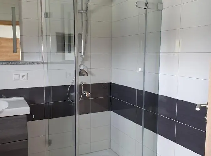 Gaestehaus Martha Appartement *